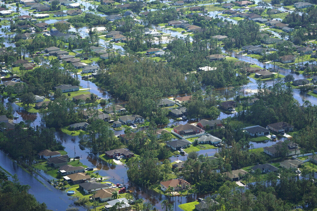 APTOPIX Tropical Weather Florida
